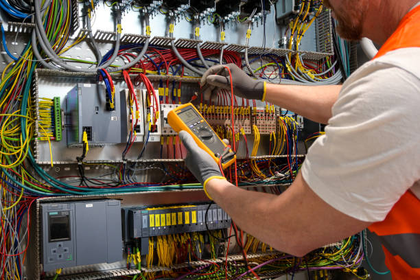 Best 24-Hour Electrician  in Wilton Manors, FL